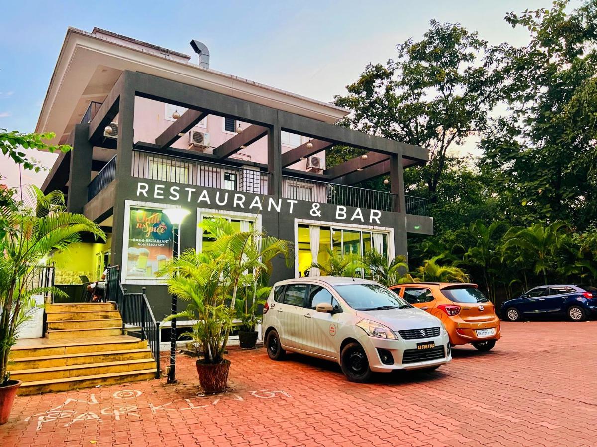 4Bhk Sparkling Apartment Near Beach Pool & Bar 2Bhkx2 Vagator Exterior photo